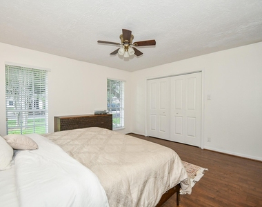 12806 Westhorpe Drive - Photo Thumbnail 31