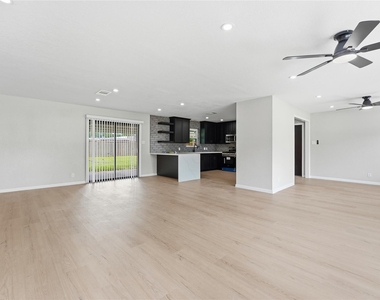 8931 Blankenship Drive - Photo Thumbnail 2