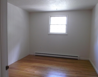 34 Beacon - Photo Thumbnail 11