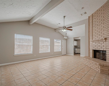 7111 Village Lake Drive - Photo Thumbnail 2