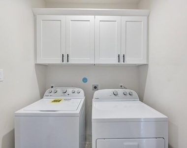 1803 Brooks Street - Photo Thumbnail 15