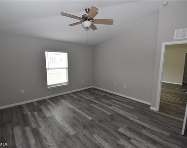 2397 Nantucket Terrace - Photo Thumbnail 13