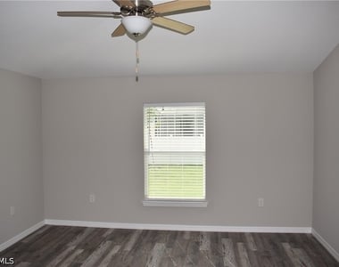 2397 Nantucket Terrace - Photo Thumbnail 16