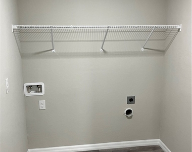 2397 Nantucket Terrace - Photo Thumbnail 21