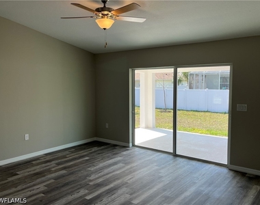 2397 Nantucket Terrace - Photo Thumbnail 6