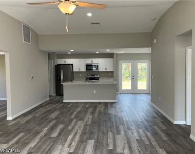 2397 Nantucket Terrace - Photo Thumbnail 4