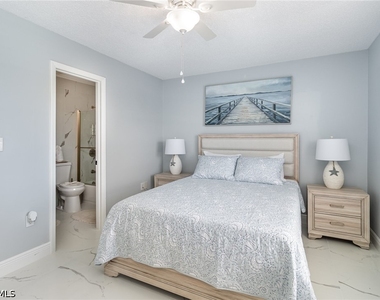 146 Clyburn Way W - Photo Thumbnail 14