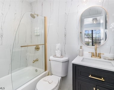 146 Clyburn Way W - Photo Thumbnail 20