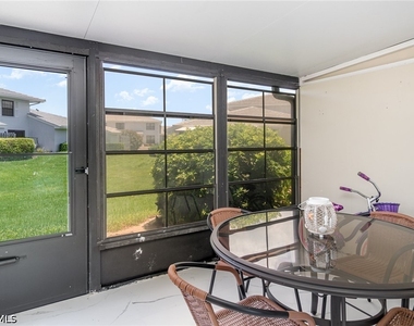 146 Clyburn Way W - Photo Thumbnail 21