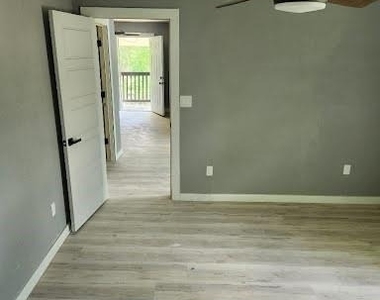 4160 Bethlehem Avenue - Photo Thumbnail 1