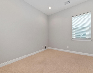 5637 Kiam Street - Photo Thumbnail 31