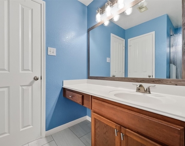 20610 Moonrise River Lane - Photo Thumbnail 30
