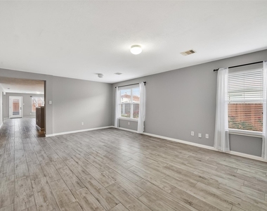20610 Moonrise River Lane - Photo Thumbnail 9