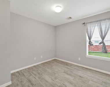 20610 Moonrise River Lane - Photo Thumbnail 34
