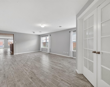 20610 Moonrise River Lane - Photo Thumbnail 10