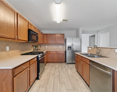 20610 Moonrise River Lane - Photo Thumbnail 20