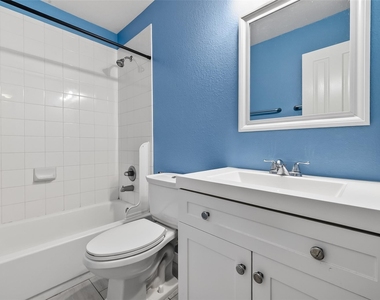 20610 Moonrise River Lane - Photo Thumbnail 38