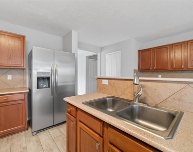20610 Moonrise River Lane - Photo Thumbnail 23