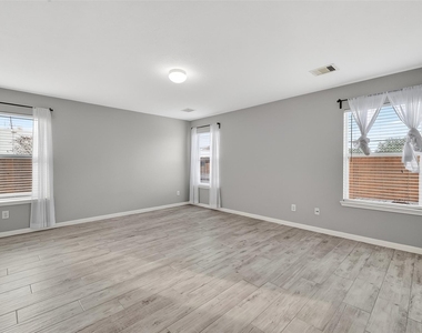 20610 Moonrise River Lane - Photo Thumbnail 27