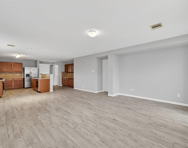 20610 Moonrise River Lane - Photo Thumbnail 13
