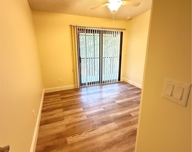 17426 Birchwood Lane - Photo Thumbnail 13