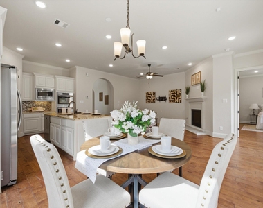 13211 Parkway Meadows Drive - Photo Thumbnail 17