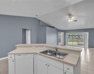 1245 Se 6th Street - Photo Thumbnail 10