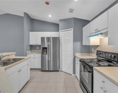 1245 Se 6th Street - Photo Thumbnail 11