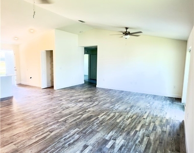 532 Nw 18th Avenue - Photo Thumbnail 6
