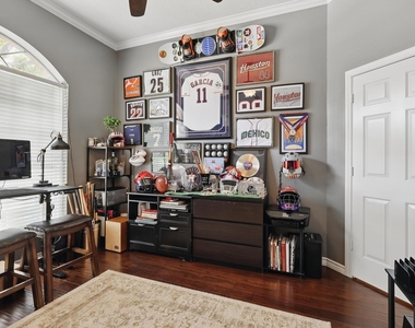 12923 Lady Jane Court - Photo Thumbnail 7