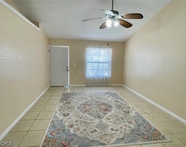 1804 Sw 21st Lane - Photo Thumbnail 4