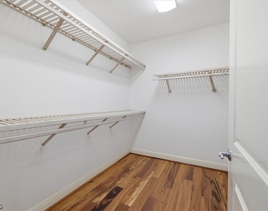 2104 W 1st Street - Photo Thumbnail 27