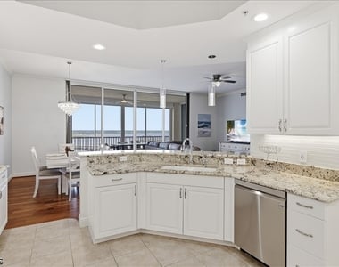 2104 W 1st Street - Photo Thumbnail 16