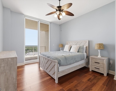 2104 W 1st Street - Photo Thumbnail 32