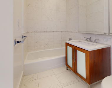808 Columbus Ave - Photo Thumbnail 4