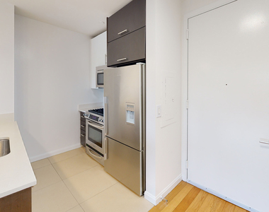 808 Columbus Ave - Photo Thumbnail 1