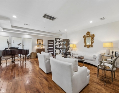 623 Pinehaven Drive - Photo Thumbnail 7