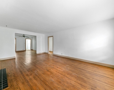 1821 Oakdale Street - Photo Thumbnail 4