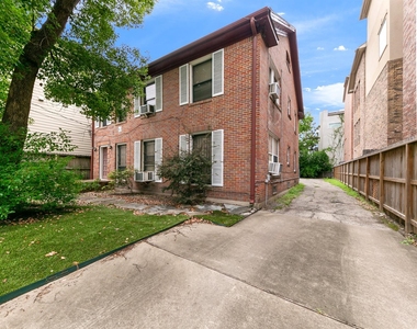 1821 Oakdale Street - Photo Thumbnail 2