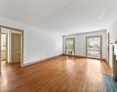 1821 Oakdale Street - Photo Thumbnail 7