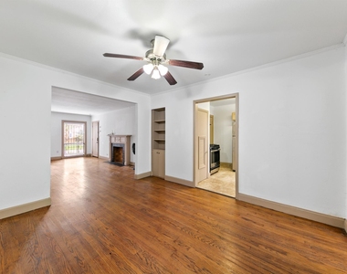 1821 Oakdale Street - Photo Thumbnail 9