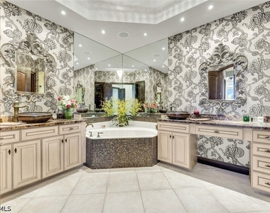 15516 Monterosso Lane - Photo Thumbnail 18