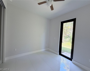 4681 18th Avenue Se - Photo Thumbnail 3