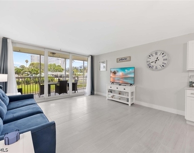 5 Bluebill Avenue - Photo Thumbnail 13
