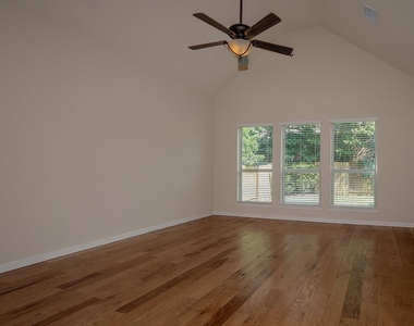 8858 Van Allen Drive - Photo Thumbnail 15
