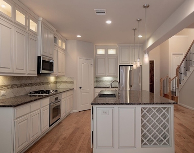 8858 Van Allen Drive - Photo Thumbnail 12