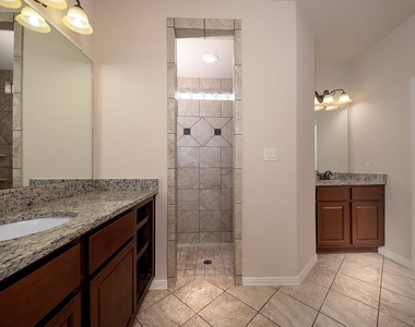8858 Van Allen Drive - Photo Thumbnail 17