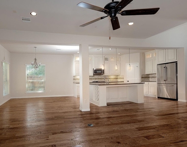 8858 Van Allen Drive - Photo Thumbnail 8
