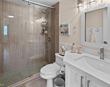 240 Seaview Court - Photo Thumbnail 24