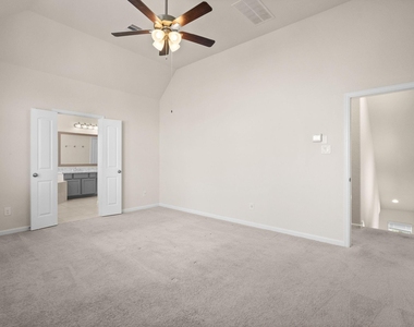 2021 Cambridge Heights Place - Photo Thumbnail 13